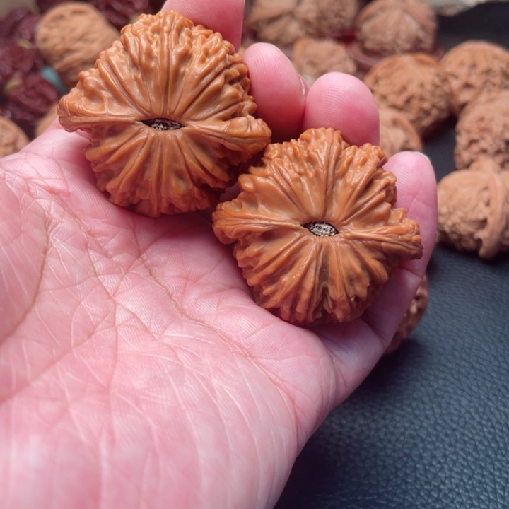 文玩核桃把件5***543蝴蝶磨