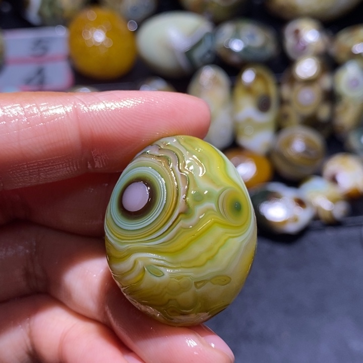 玛瑙/玉髓未镶嵌珠宝半成品114