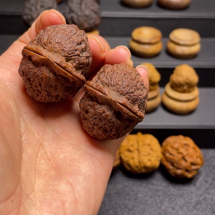 文玩核桃吊坠F粗筋罗汉头40