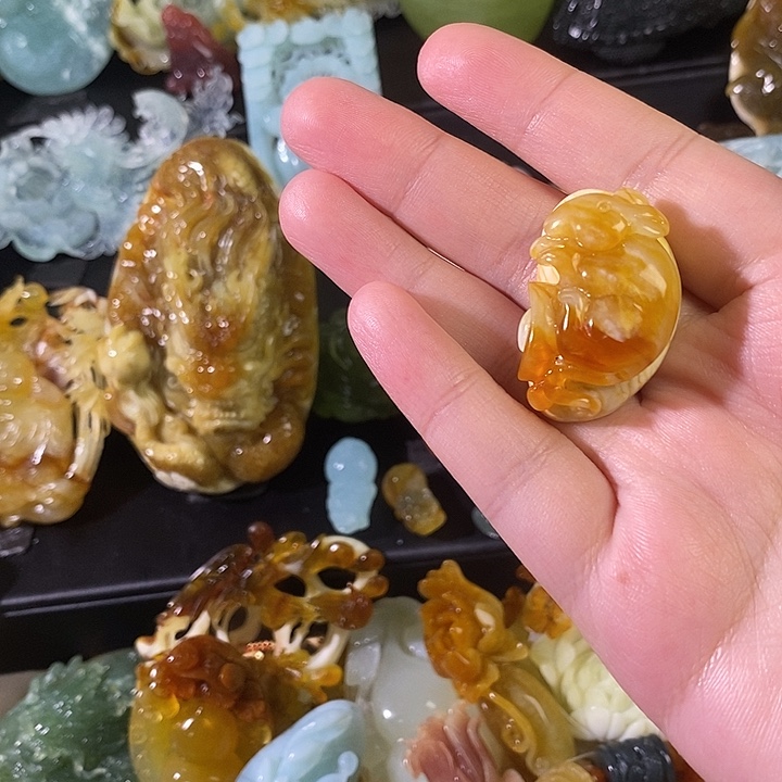 蛇纹石玉合金颈饰