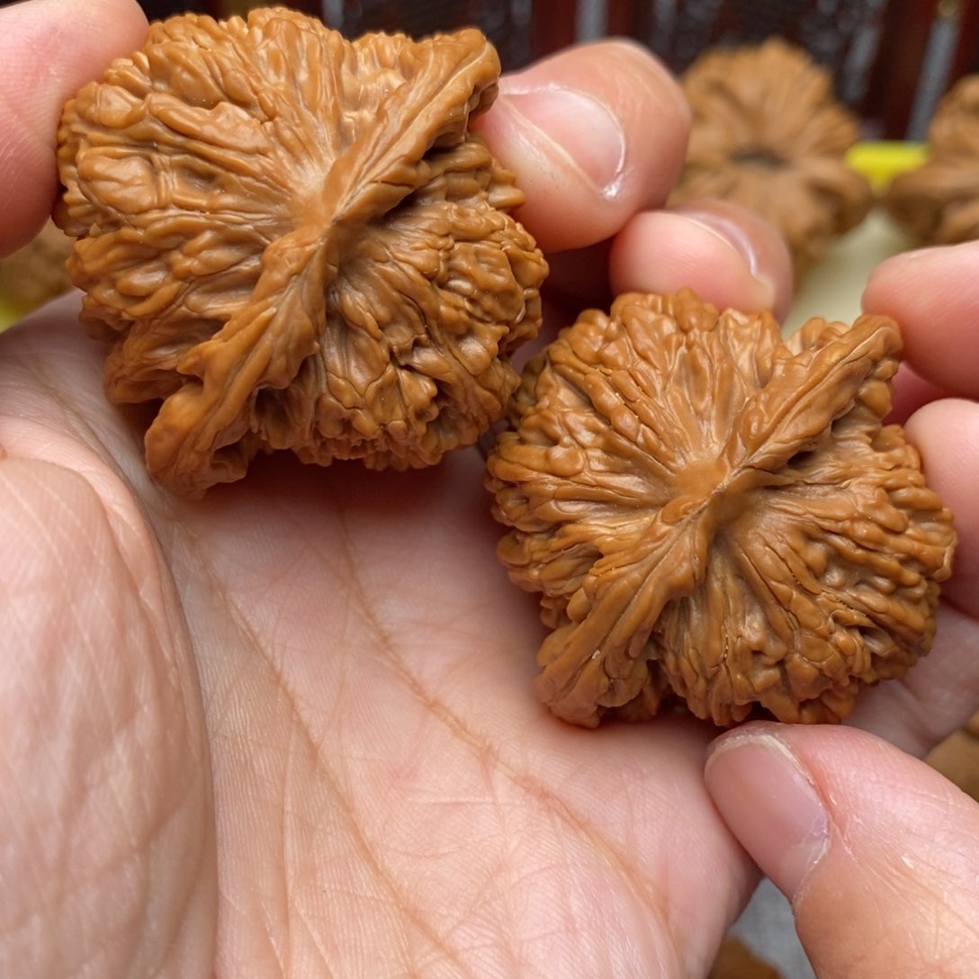 文玩核桃把件d*d全品毕业汉高楼42尺