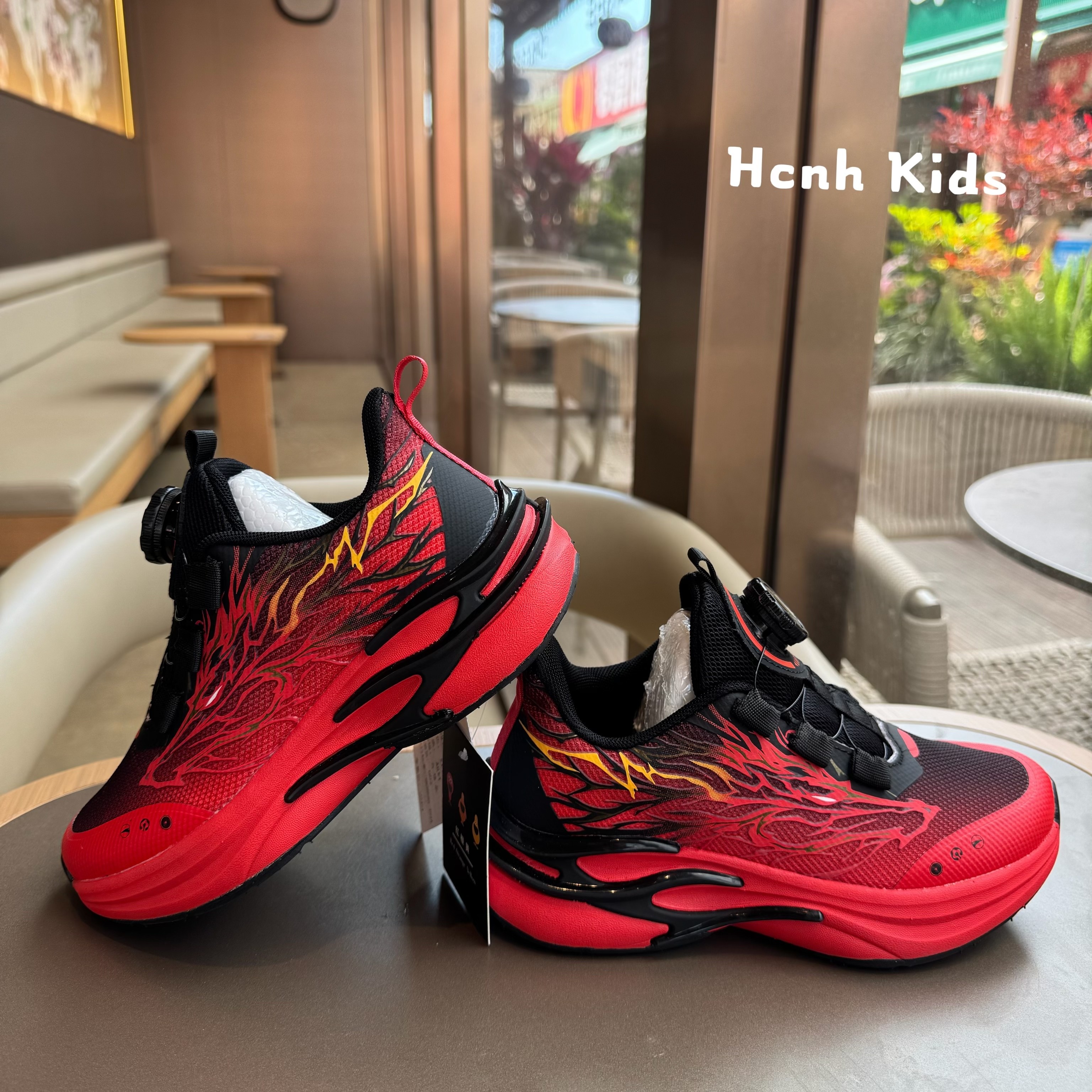 男女童新款加绒透气防滑百搭时尚运动跑鞋