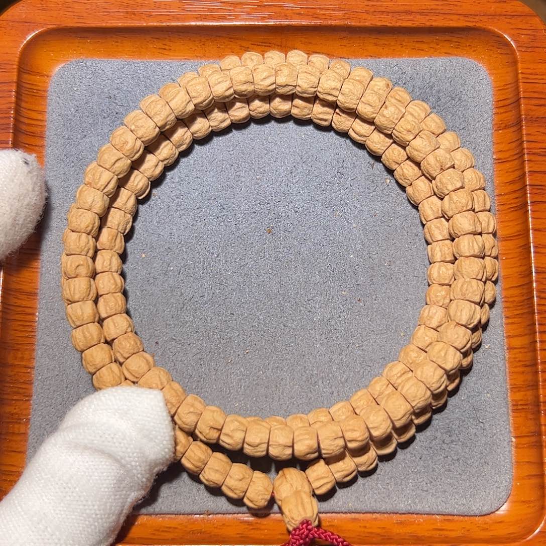 吊坠柏香籽/百香籽粉油皮多棱顺7+