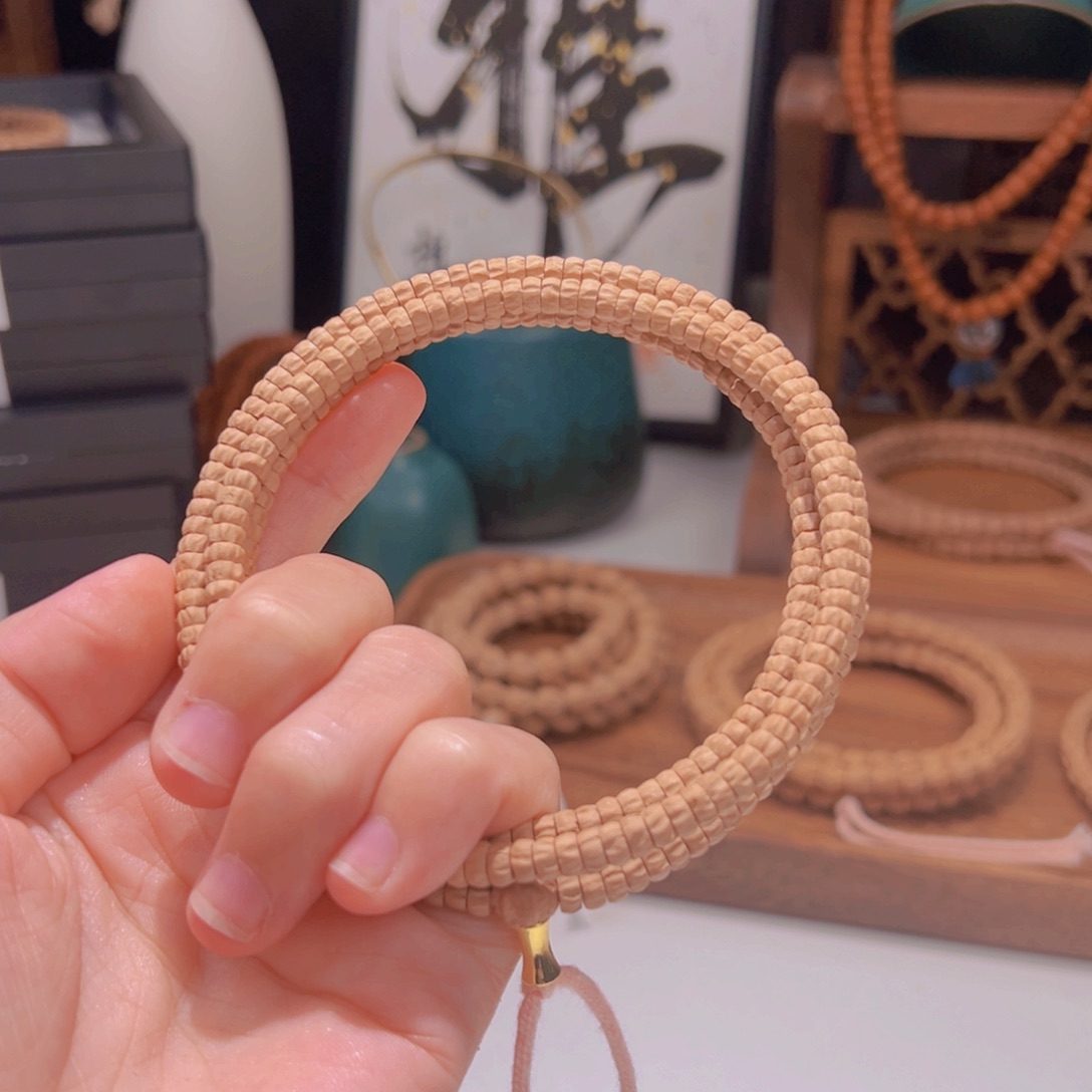 梁***将柏香籽/百香籽吊坠