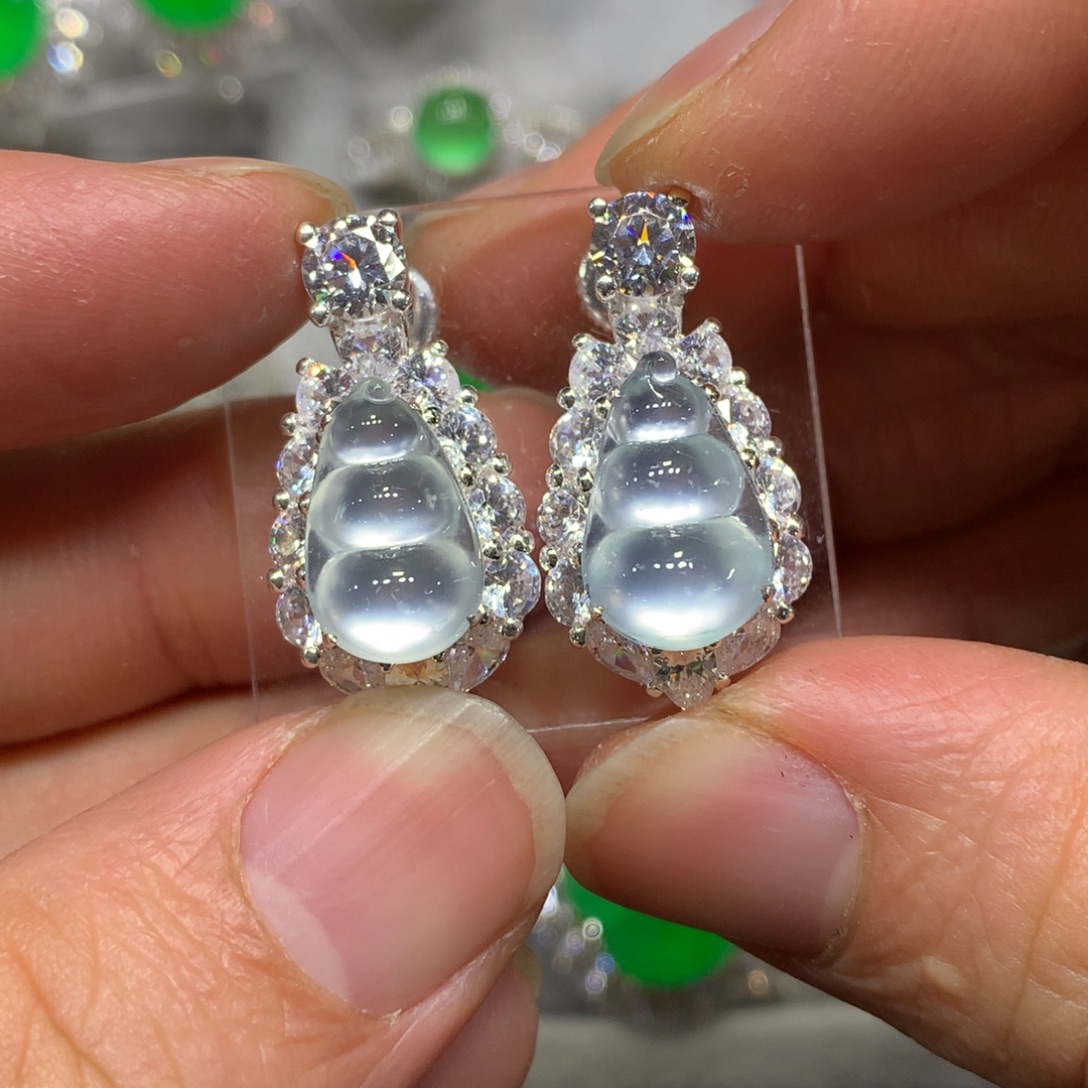 定制翡翠未镶嵌买断不退