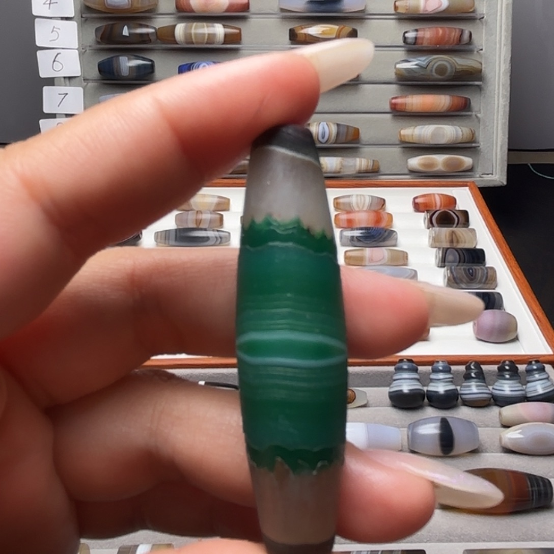 玛瑙/玉髓合金颈饰