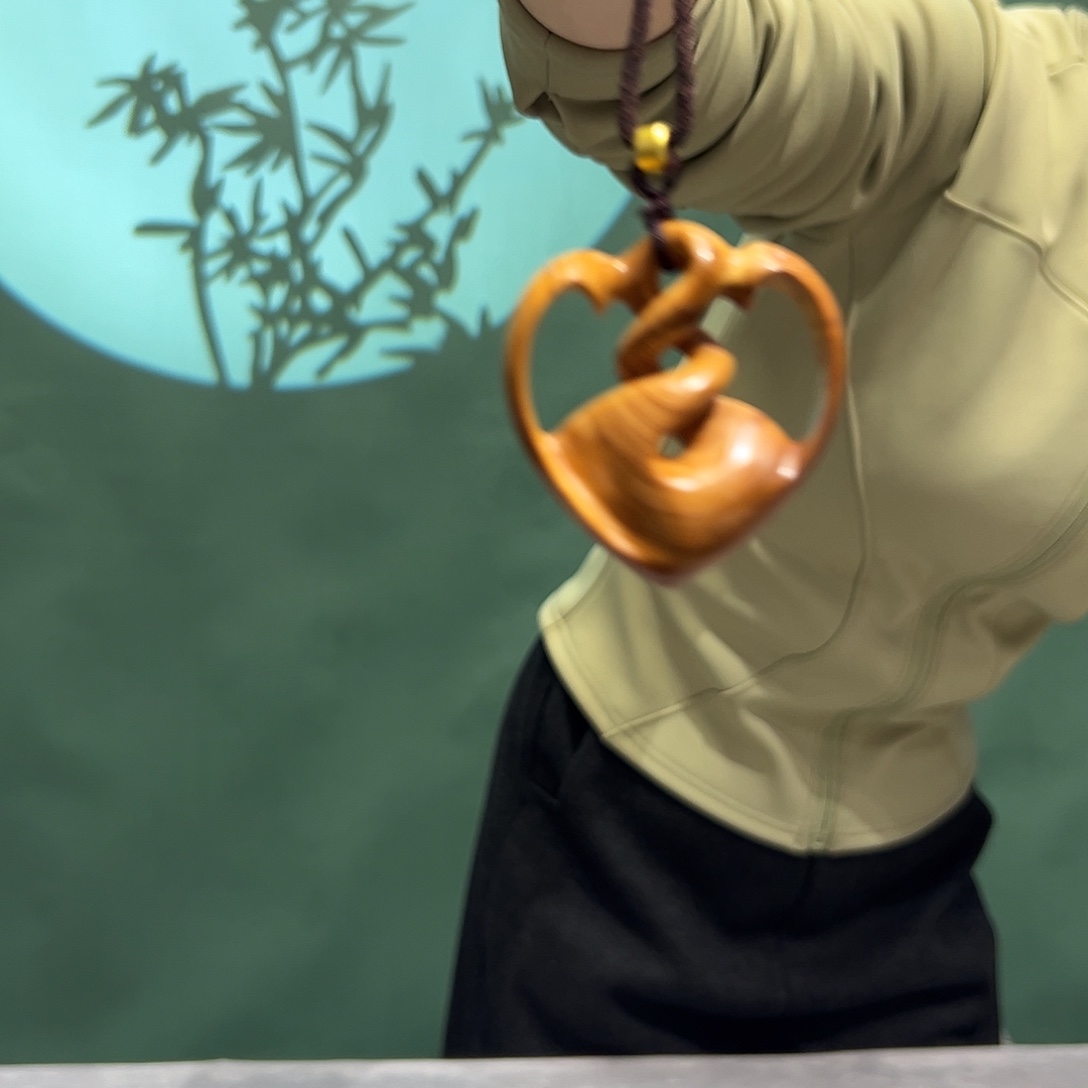 傲***下柏木（崖柏）心心相印 艺术挂件