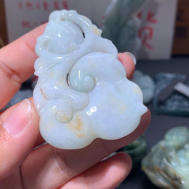 翡翠未镶嵌颈饰保真天然A货翡翠