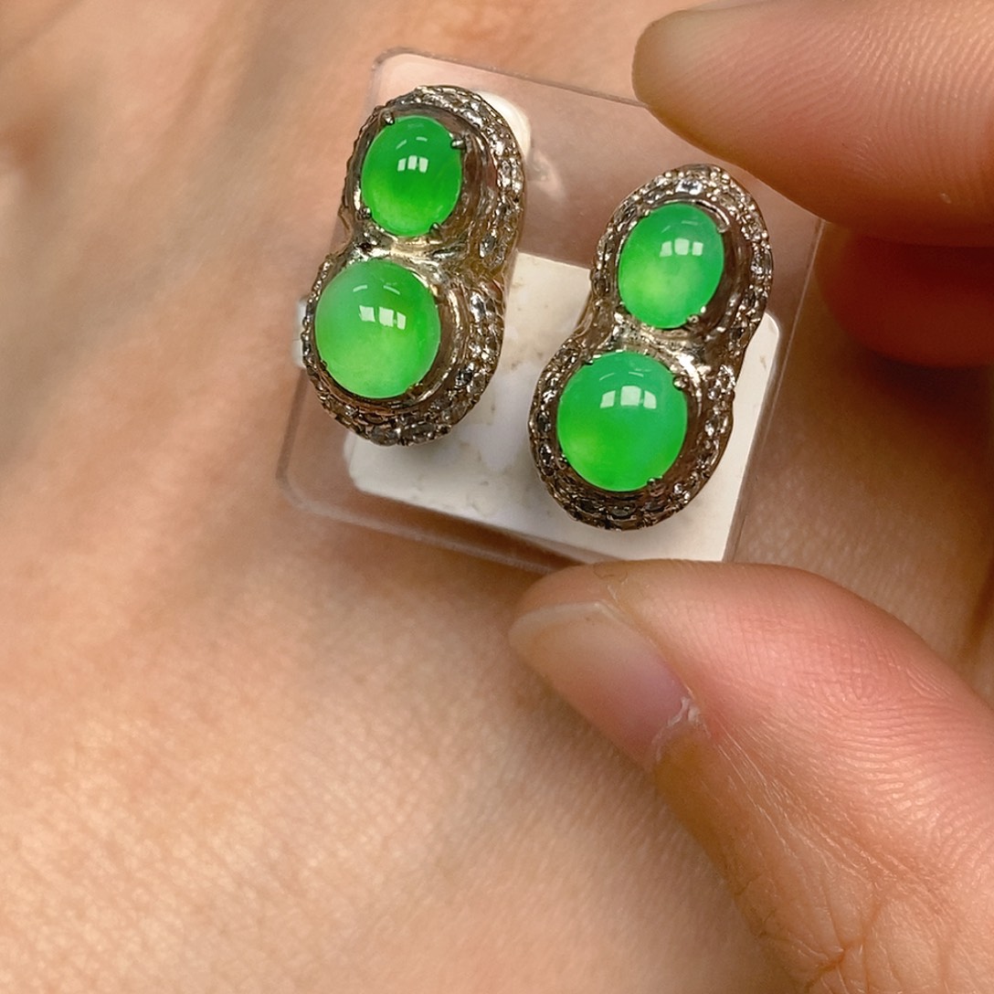 翡翠戒指未镶嵌艺****品翡翠