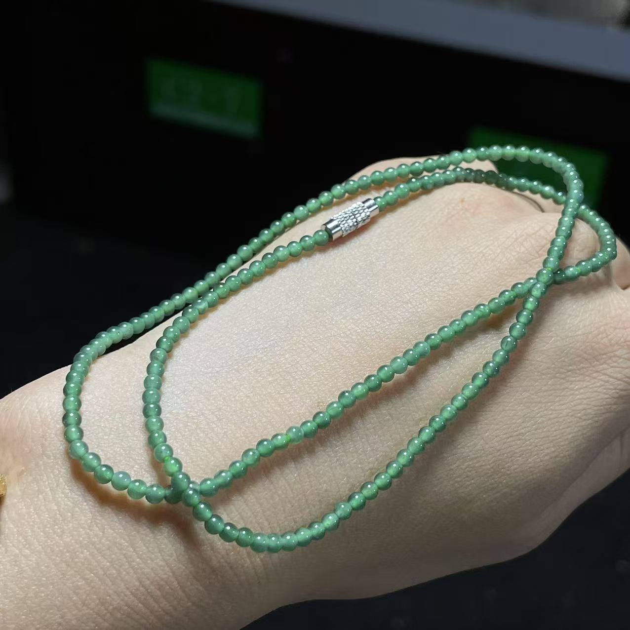 【胖】翡翠小米珠项链 @k