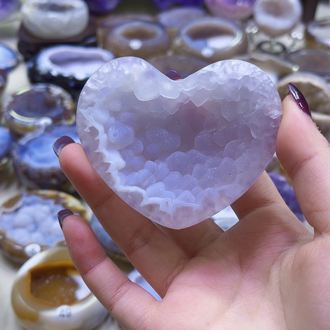 右***右水晶未镶嵌珠宝半成品