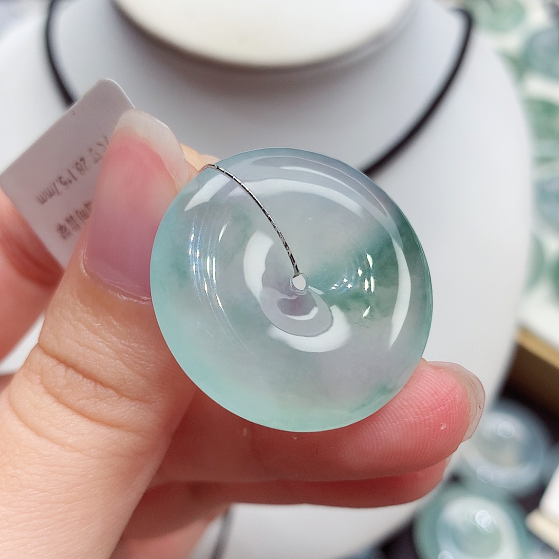 颈饰未镶嵌翡翠翡翠131，28.1/5.7