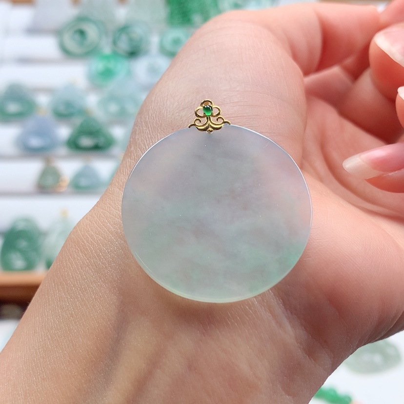 【闪购商品】翡翠吊坠(赠链)18K金镶嵌