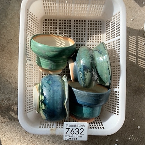 紫砂花盆632微瑕品口径6到7左右口不圆