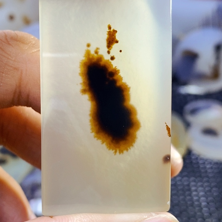 玛瑙/玉髓未镶嵌珠宝半成品