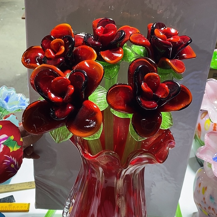 5只红玫瑰高45厘米宽12厘米