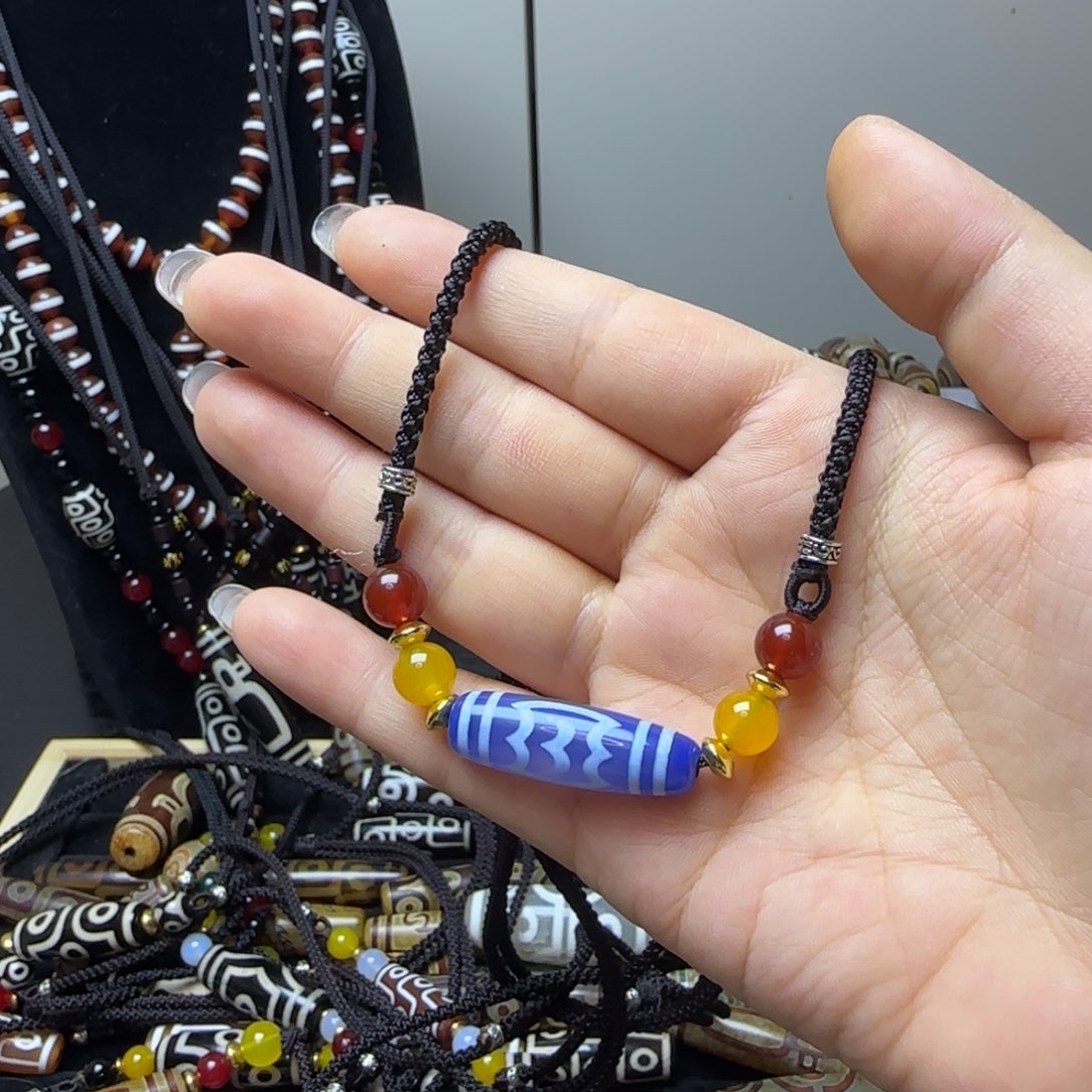 玛瑙/玉髓合金颈饰