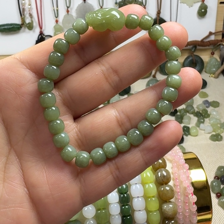 和田玉（糖玉）未镶嵌手链