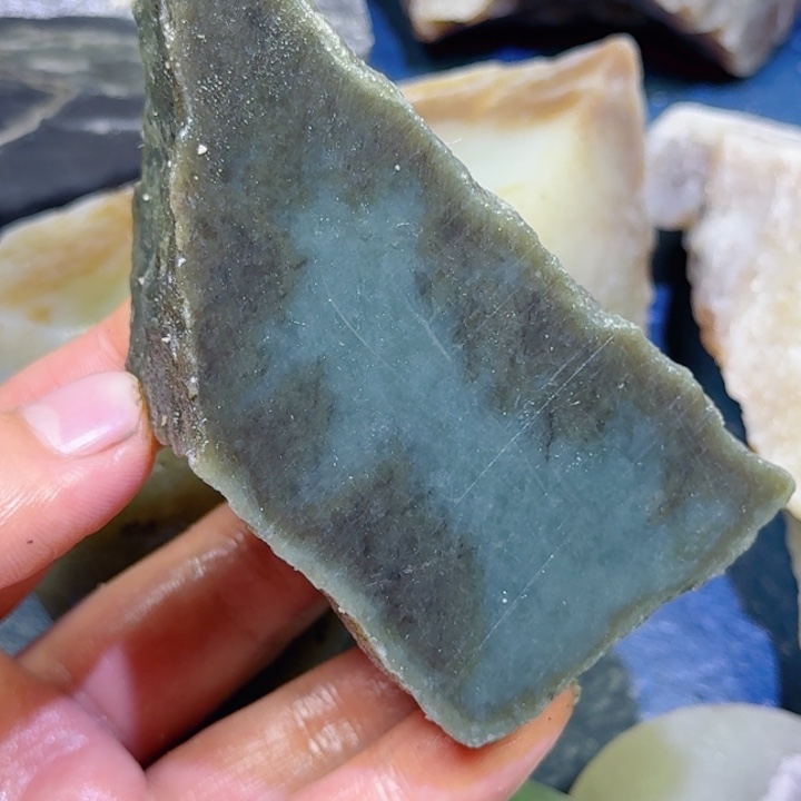 和田玉未镶嵌珠宝半成品