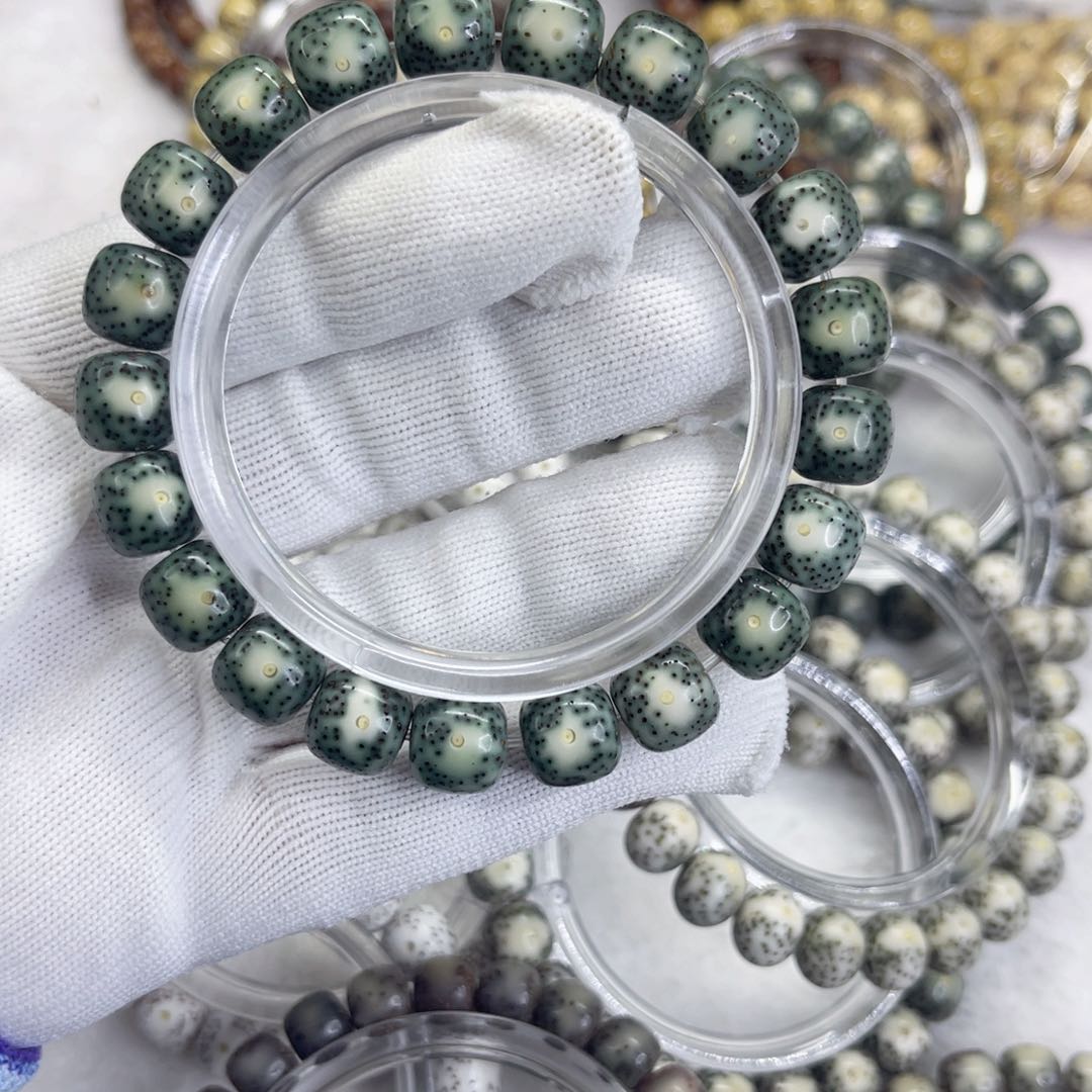 星月菩提手串梦****?小眼睛