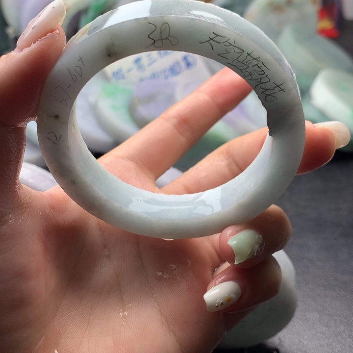 定制翡翠手镯未镶嵌