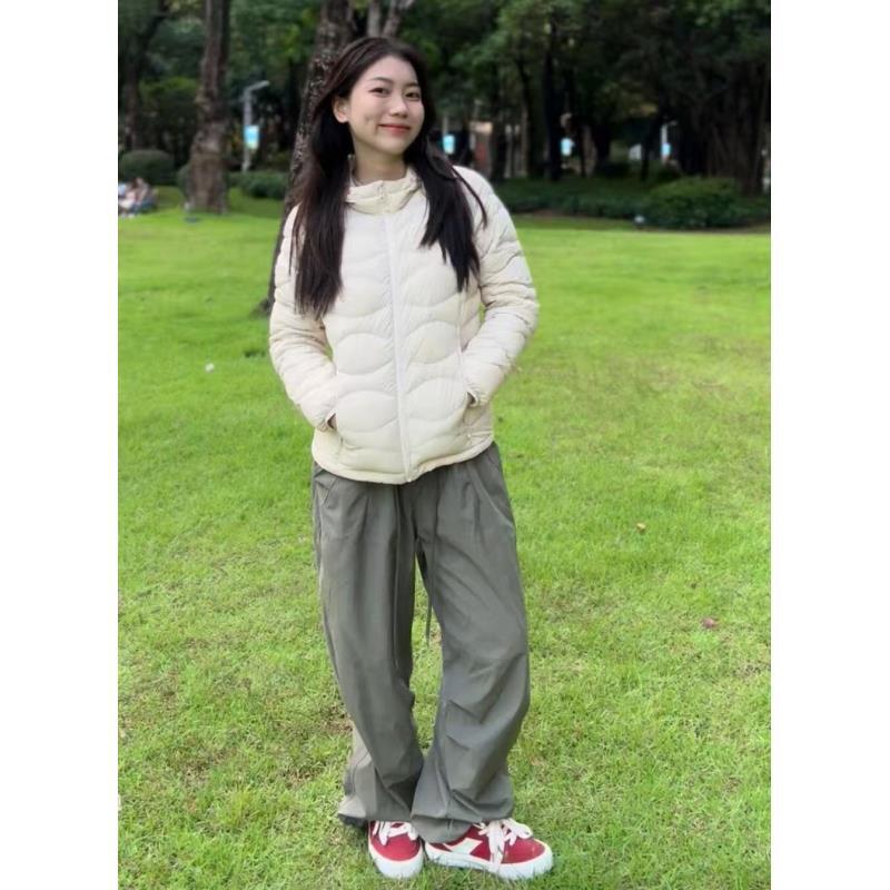 情侣秋冬轻薄款休闲保暖时尚连帽羽绒服 9036