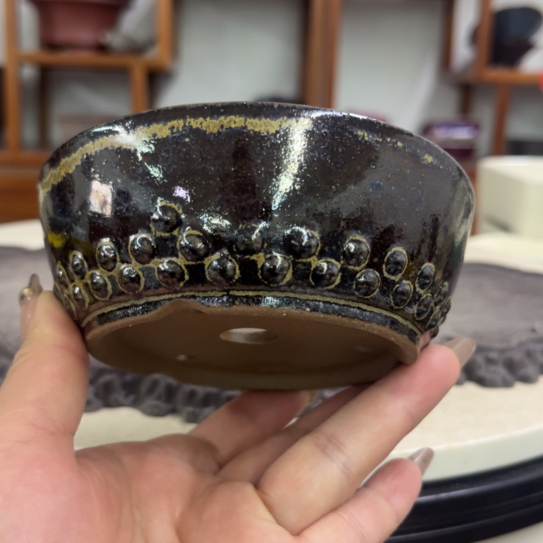 紫砂花盆瑕疵4/11。。。。