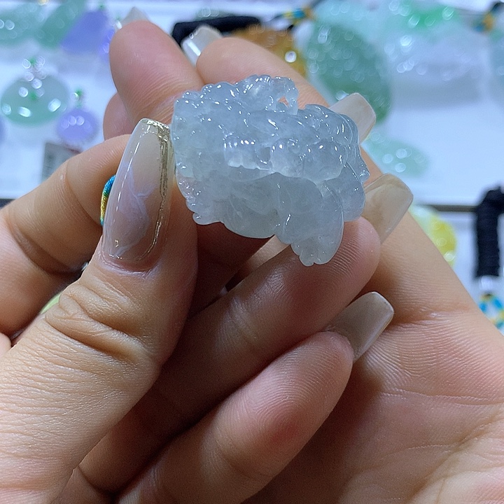 翡翠颈饰未镶嵌天然翡翠A货吊坠