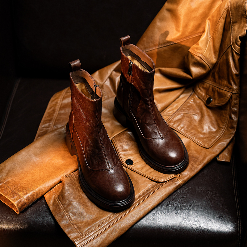【牛皮仙】跟高5cm/鞋码34-42/秋冬季新款真皮短靴女粗跟百搭马丁靴