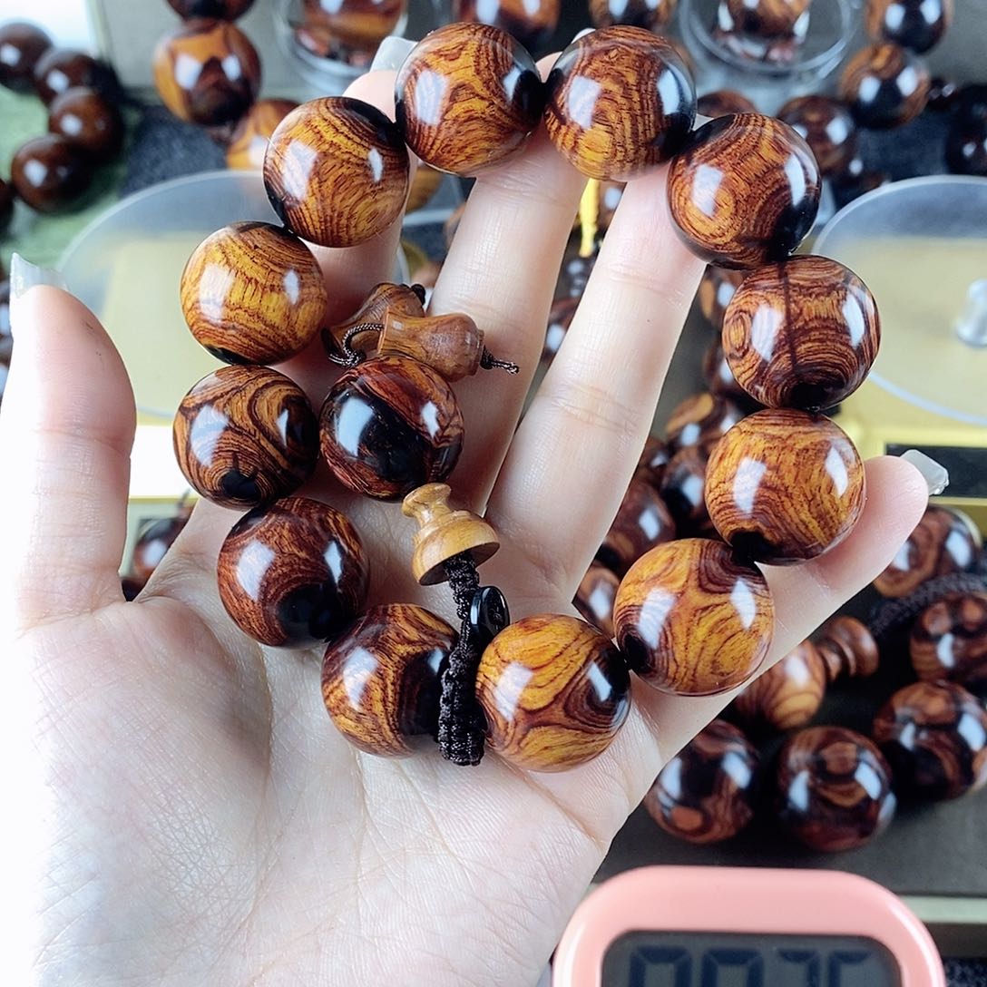 黄花梨/降香黄檀万*