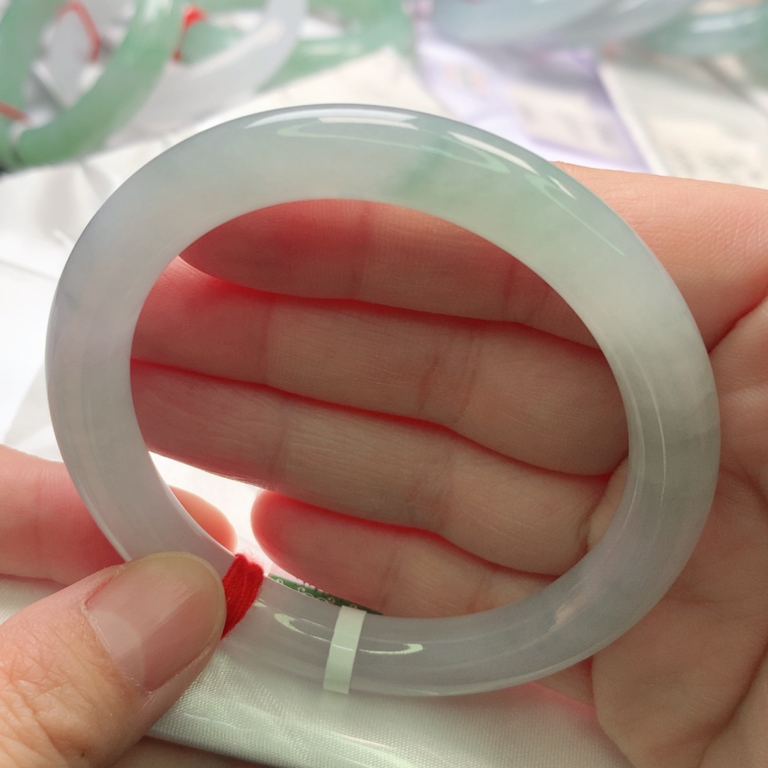 翡翠未镶嵌手镯5455圈