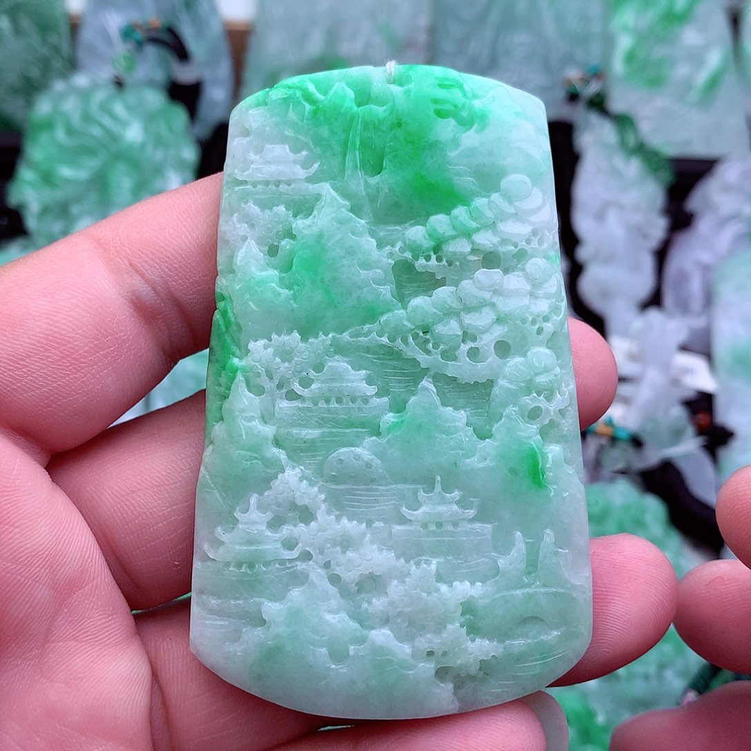 翡翠吊坠(不含链)未镶嵌