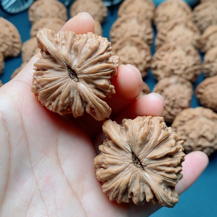 文玩核桃把件四座楼46全品