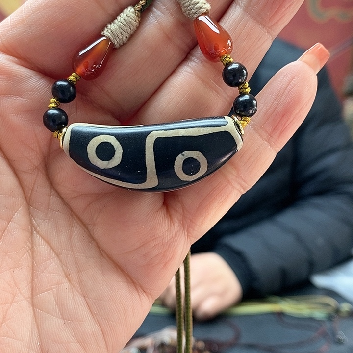 玛瑙/玉髓颈饰合金