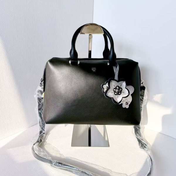 95新/MCM/市场价15000/包包/250122MM0012