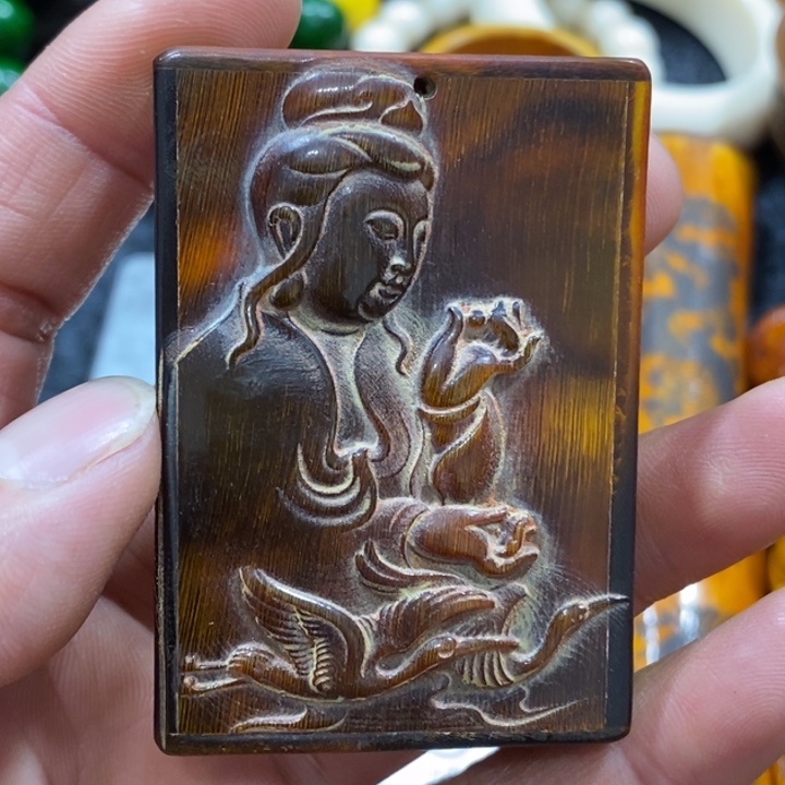 滴血莲花菩提吊坠