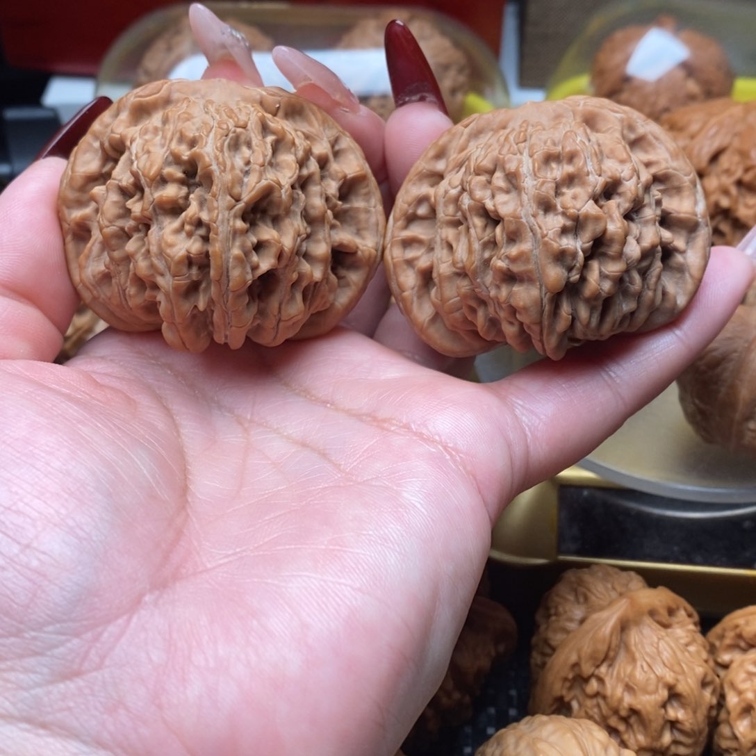 文玩核桃吊坠全品50山地楼