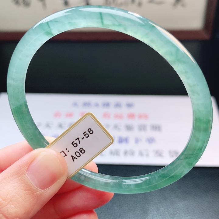 翡翠未镶嵌手镯翡翠手镯30