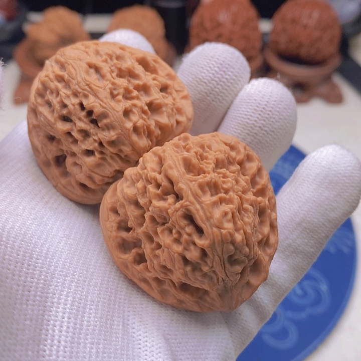 文玩核桃吊坠（**）文玩核桃