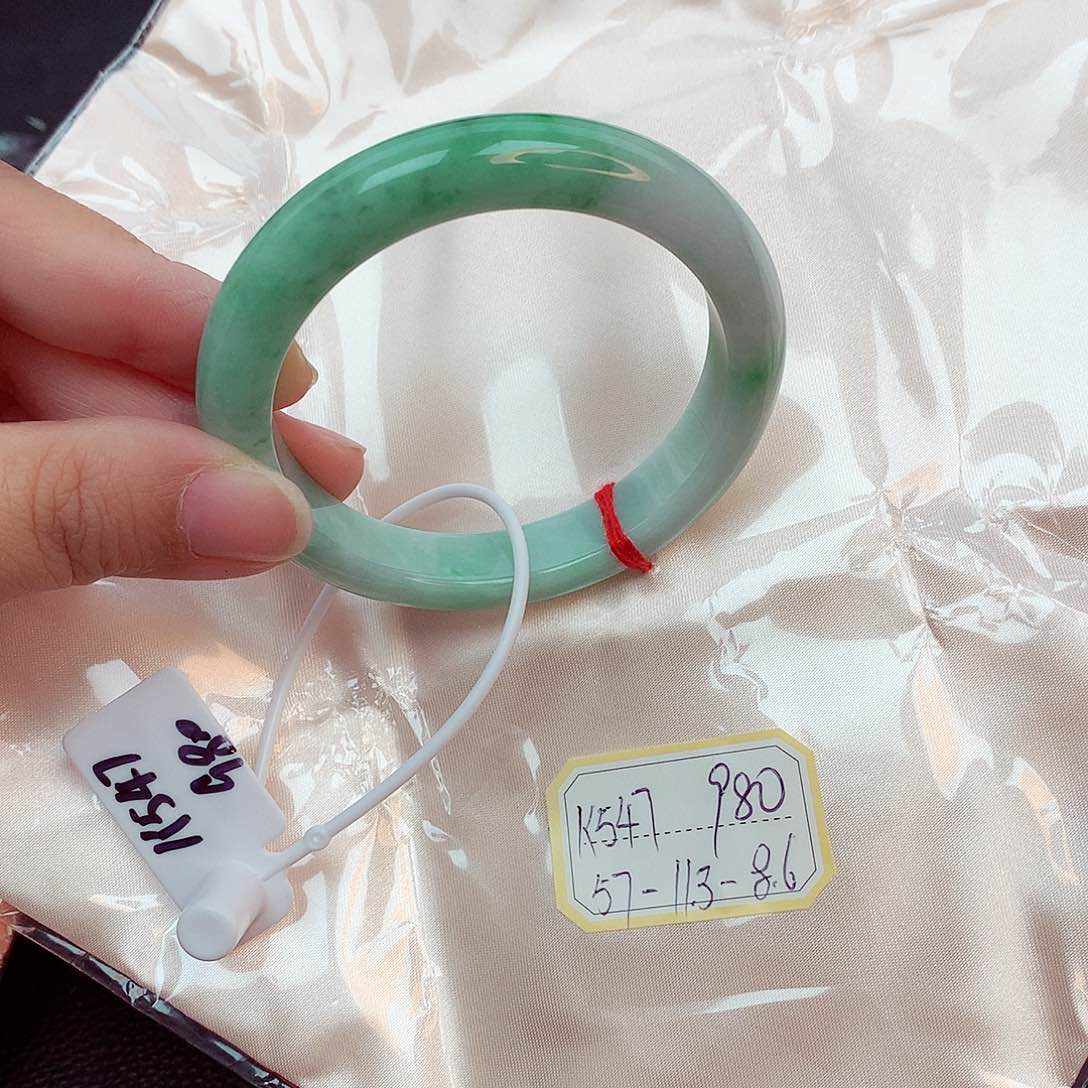 翡翠未镶嵌手镯缅甸翡翠