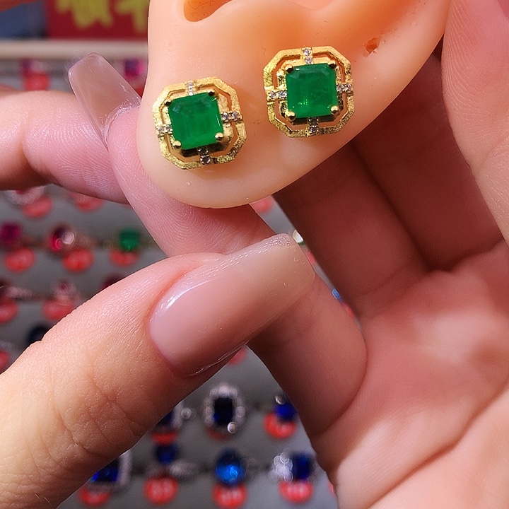 祖母绿耳饰银S925镶嵌