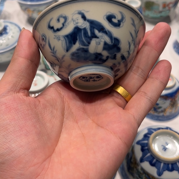 景德镇陶瓷杯子的