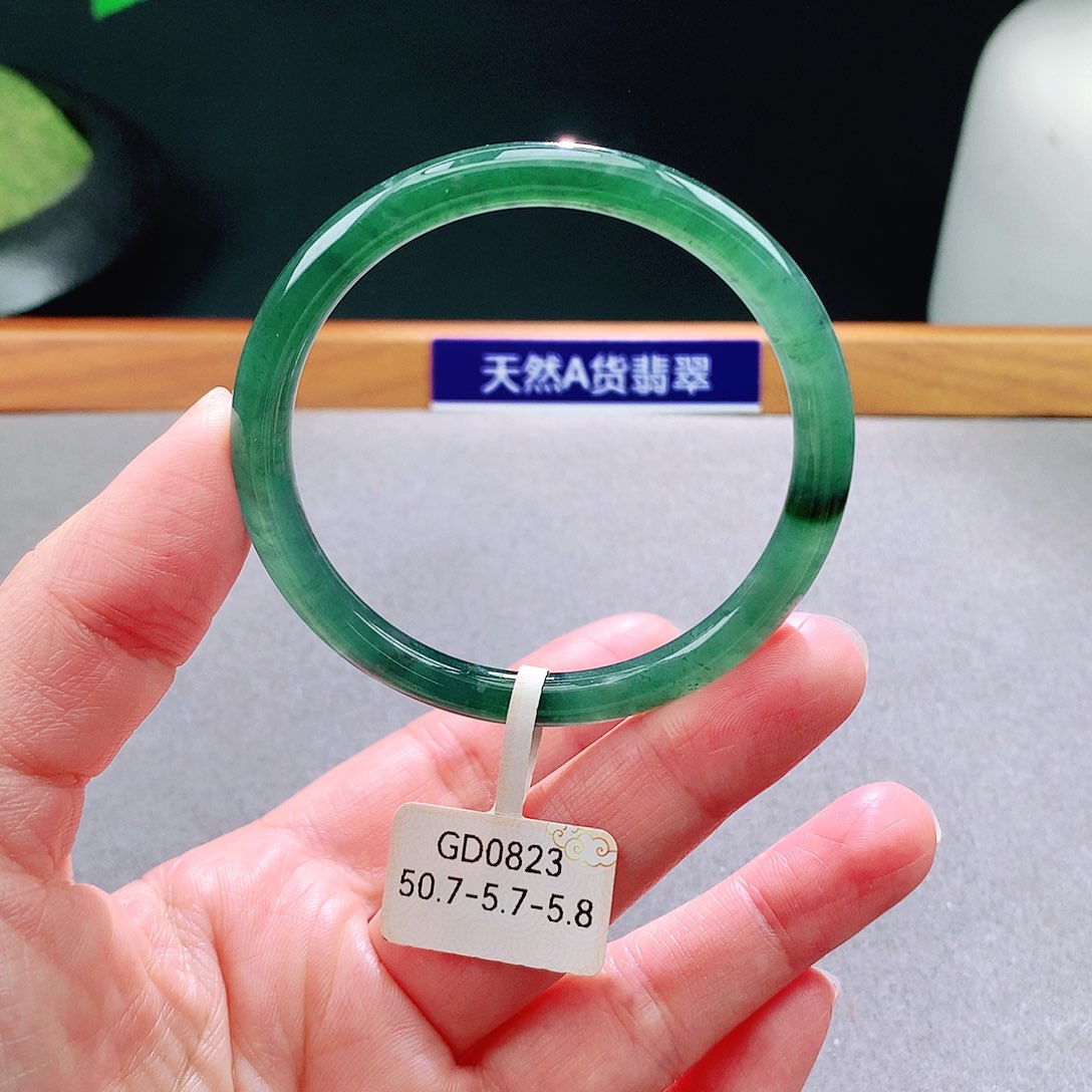 未镶嵌手镯翡翠天然翡翠手镯a货
