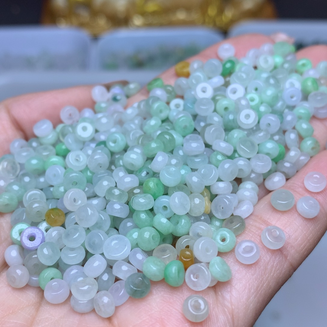 【闪购商品】翡翠手链未镶嵌卡2.5乘4.5冰算盘100个