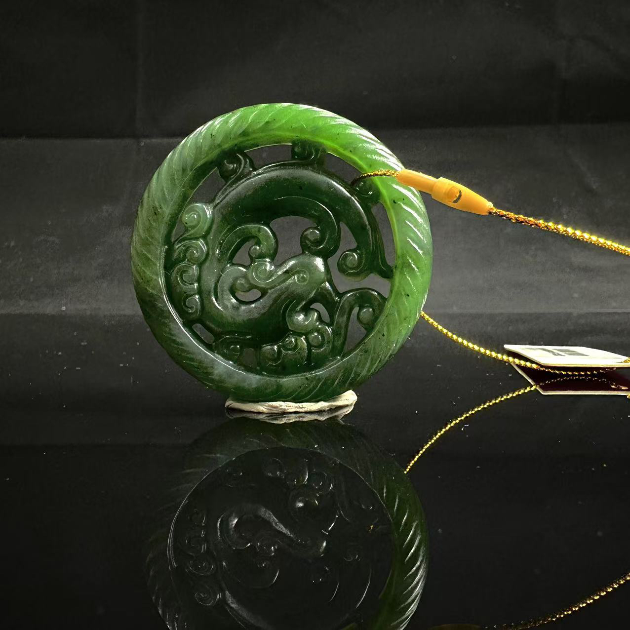 和田玉碧玉绞丝环镂雕凤配（712326）