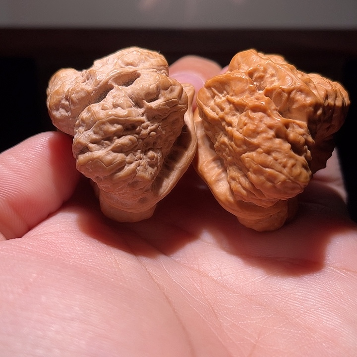 手串/手链核桃38 鱼籽纹箭毒蛙