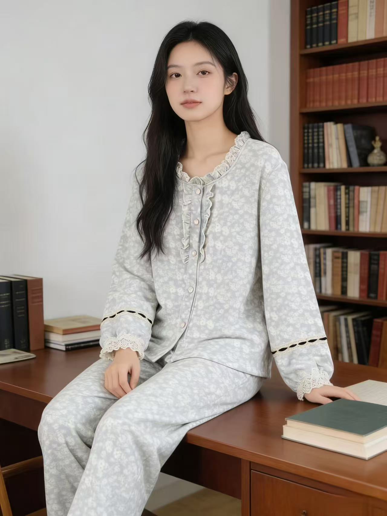 4542冬季带胸垫海岛绒女士睡衣套装保暖家居服女士睡衣女套装