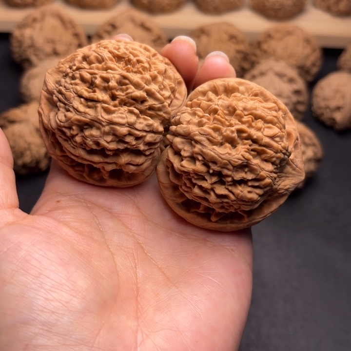 把件文玩核桃49官帽克重57.8