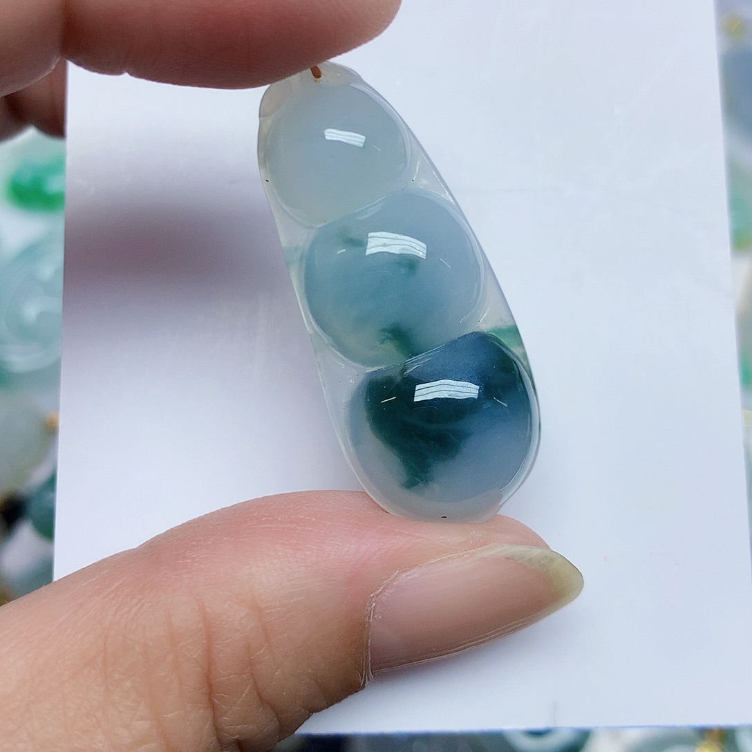 翡翠18K金镶嵌颈饰356788