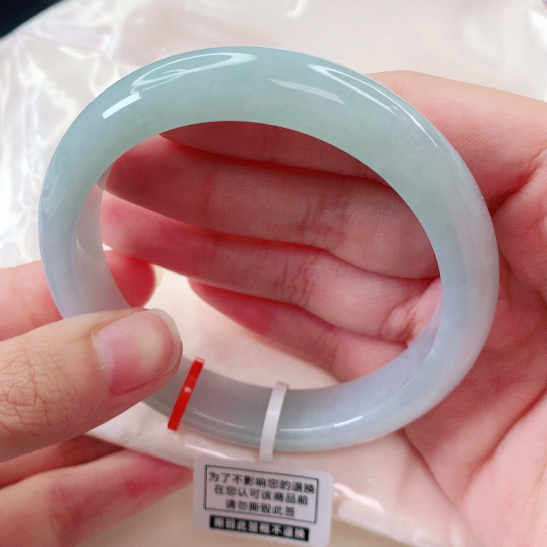 翡翠手镯未镶嵌圈口55.5